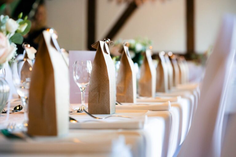 Festliche Hichzeitsdekoration in der Eventgalerie Obernburg