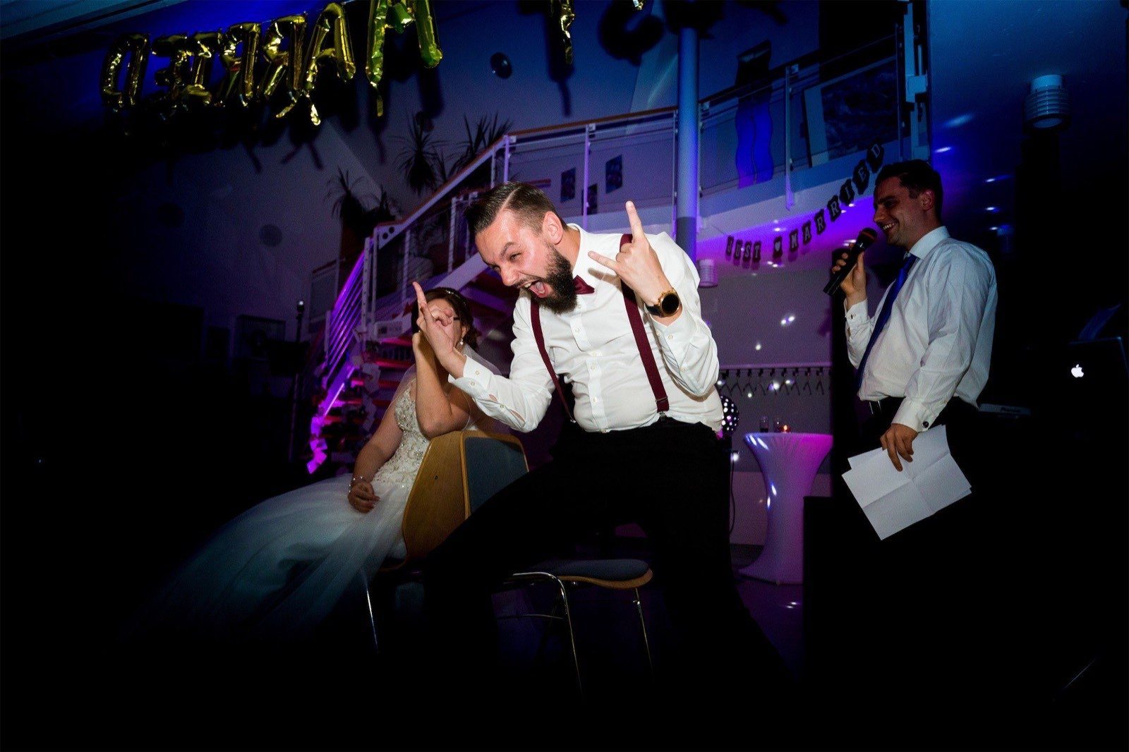 Irre Hochzeitsparty mit Rock'n'Roll Bräutigam in Nordhessen